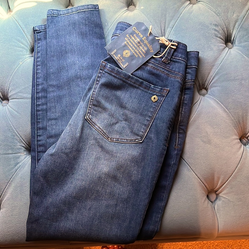 Democracy “AB” solution dark skinny jeans tight leg
